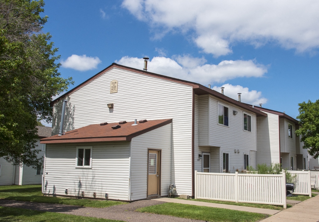 Photos and Video of Vadnais Highlands Townhomes in Mahtomedi, MN